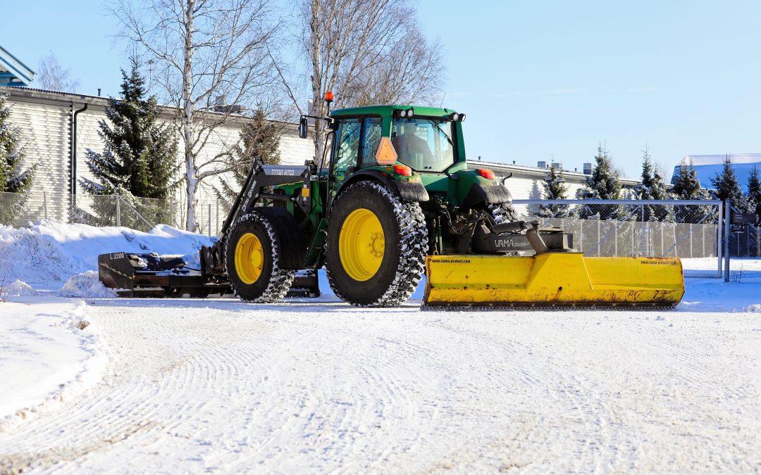 Back Blade Snow Plow on a Tractor
