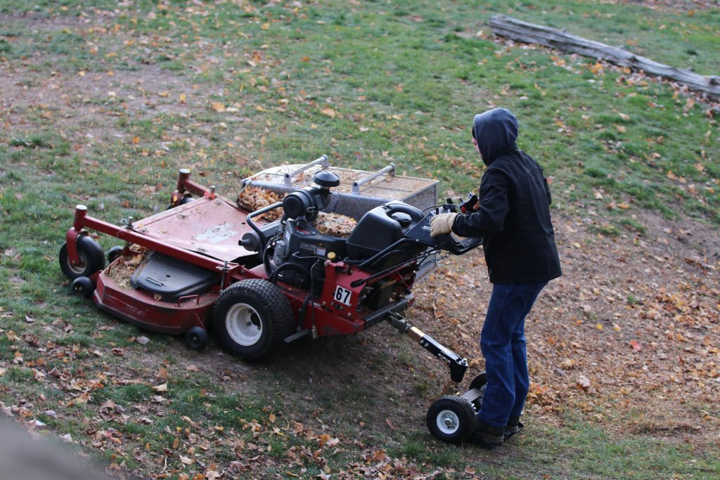 Wheel Kaddy Lawn Mower Sulky Attachment