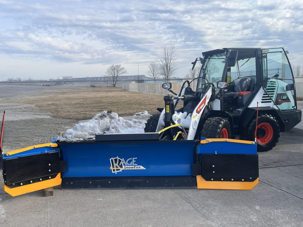 SnowFire Wing Bobcat Loader